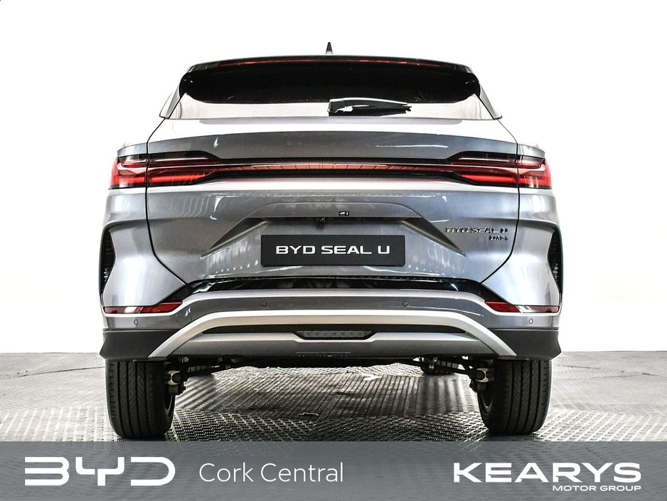 2025 BYD Seal U - image 2