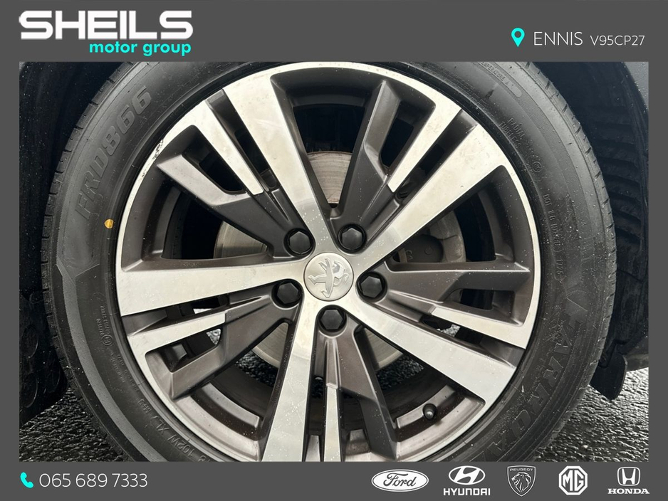 2022 Peugeot 5008 - image 8