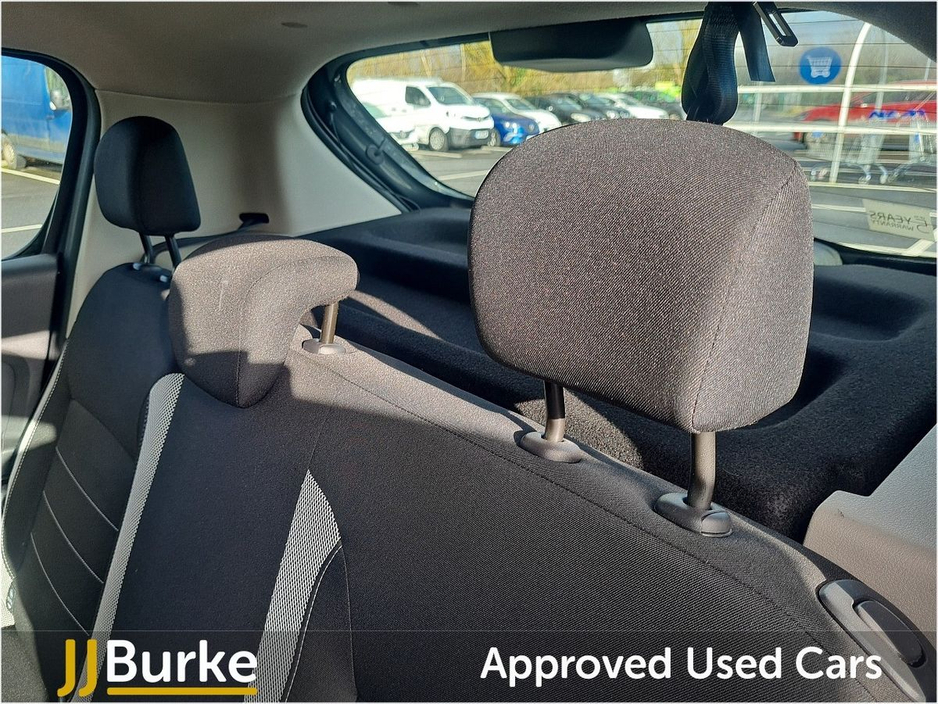 2020 Dacia Sandero Stepway - image 16