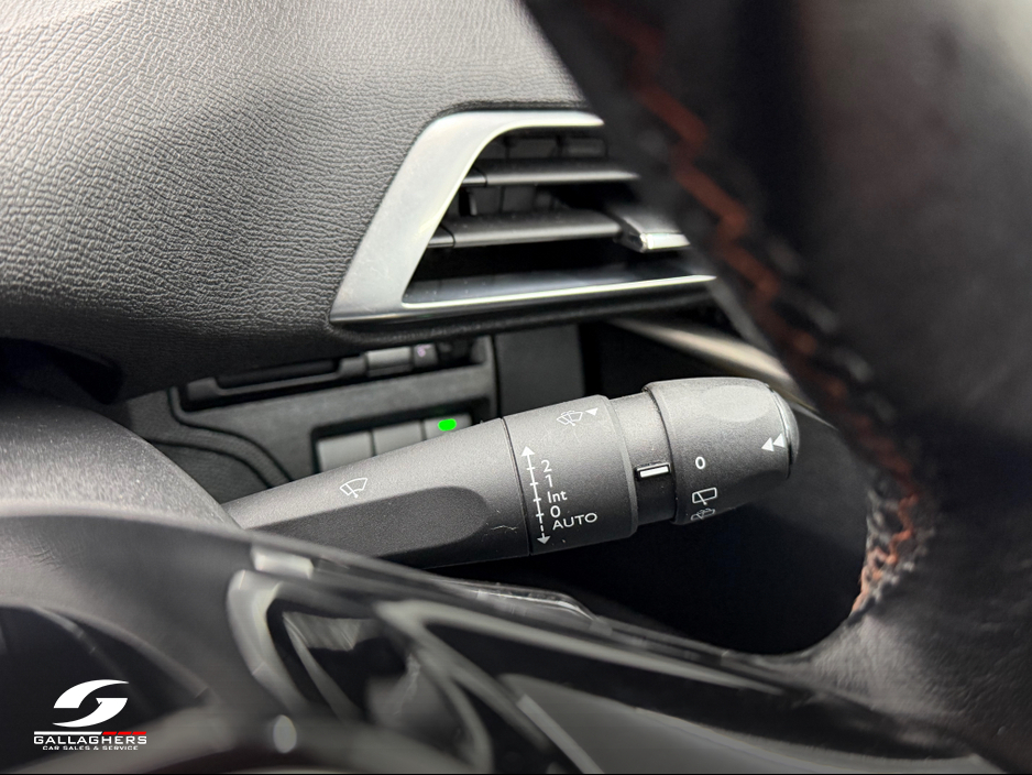 2017 Peugeot 3008 - image 17