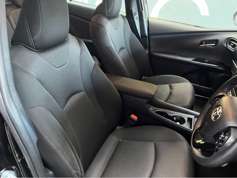 2022 Toyota Prius €20950 2022 TOYOTA PRIUS S 1.8 AUTOMATIC / REVERSE CAMERA / CRUISE CONTROL €20,950