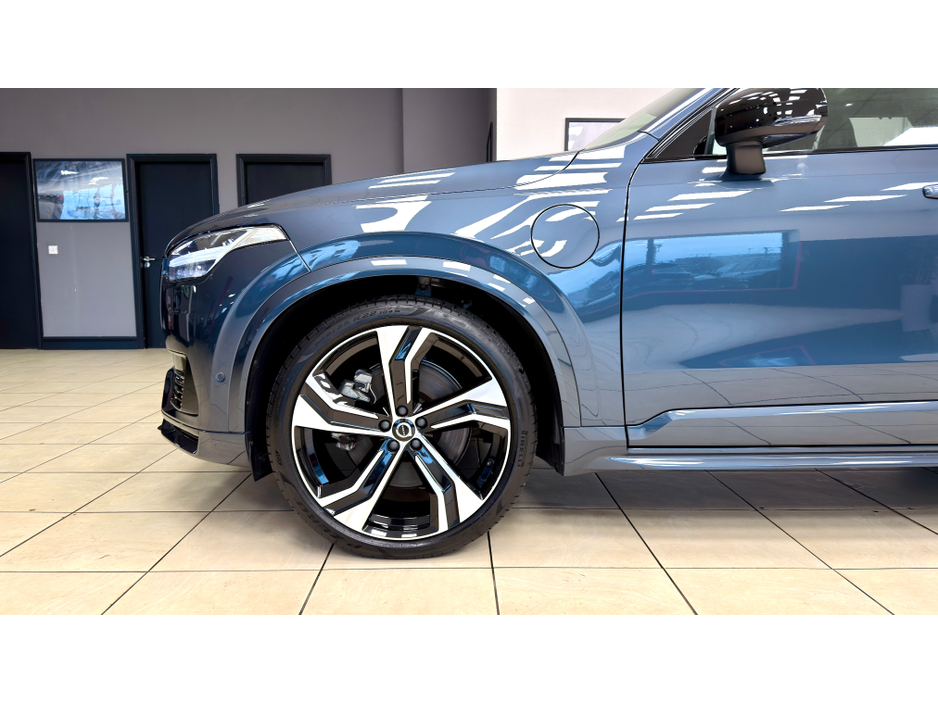 2023 Volvo XC90 ULTIMATE T8 RECHARGE AWD €65,500