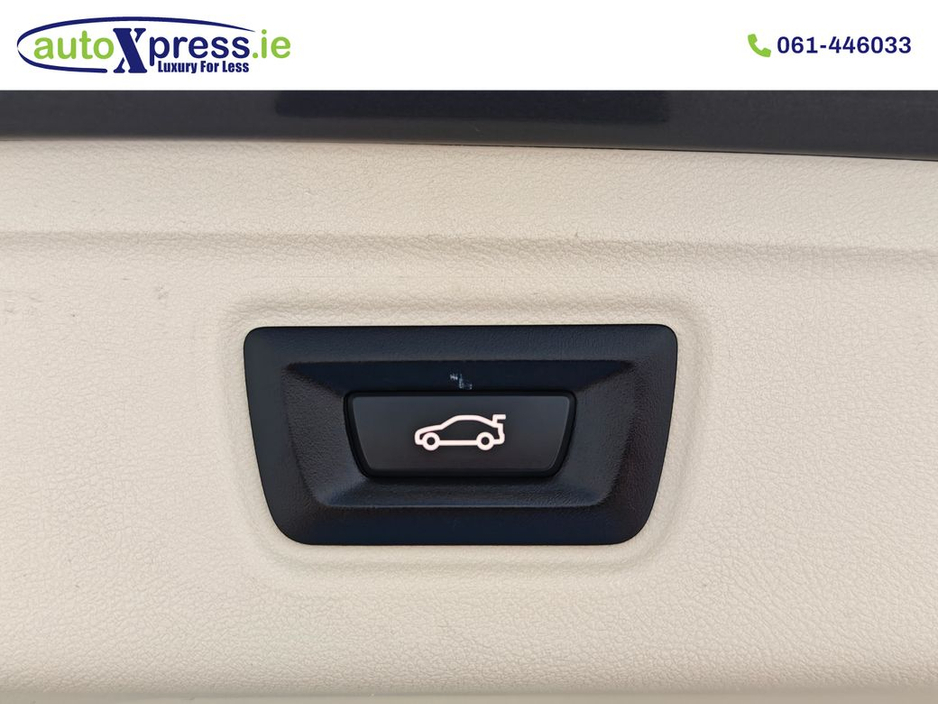 2021 BMW 3 Series - image 21