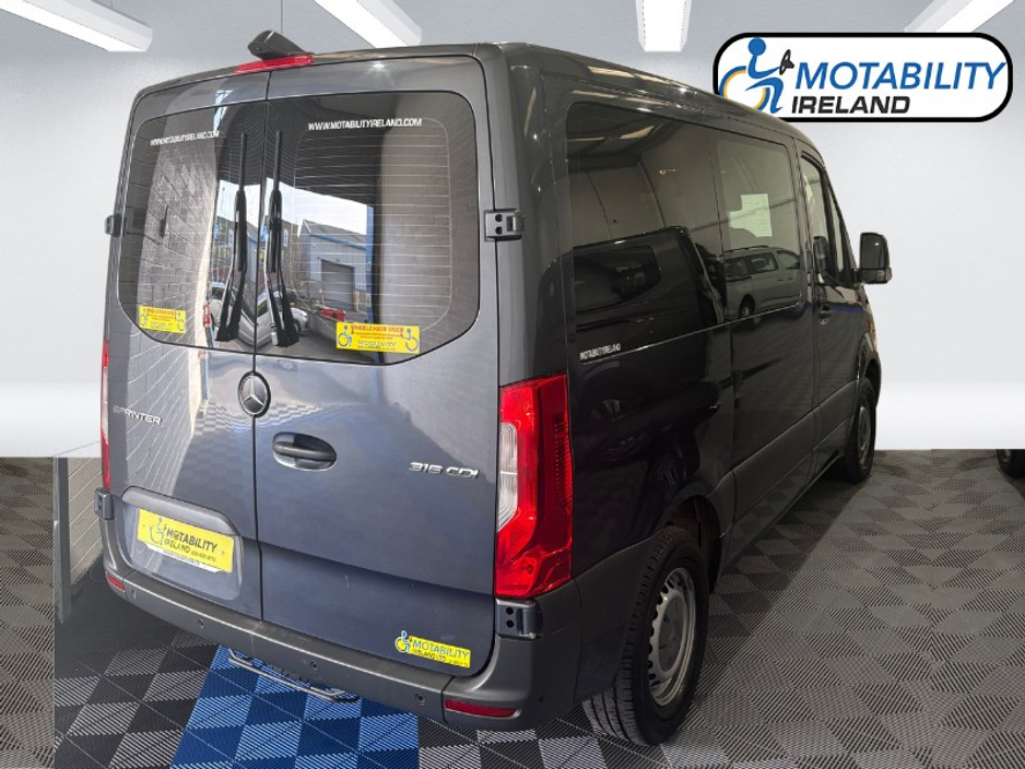 2020 Mercedes-Benz Sprinter - image 2