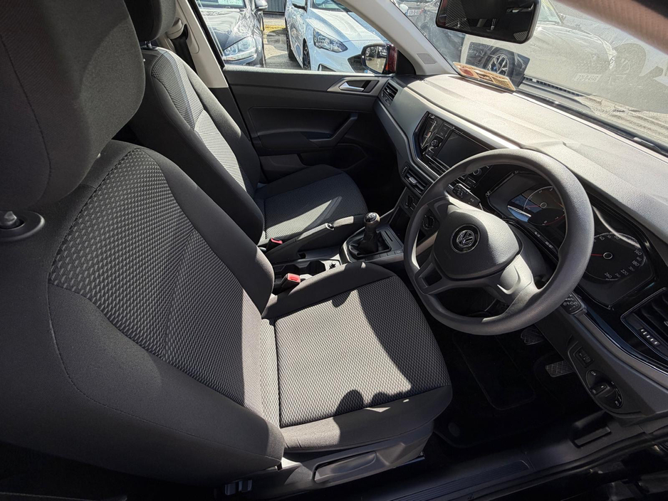 2018 Volkswagen Polo - image 8
