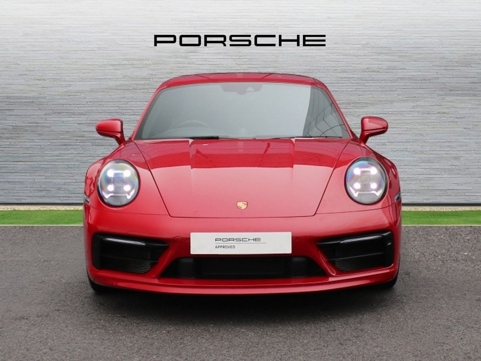 2022 Porsche 911 Carrera €175,000