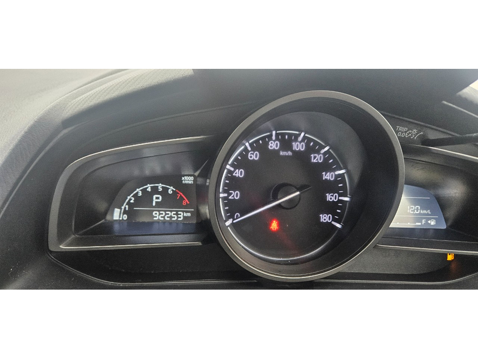 2016 Mazda Mazda2 - image 28