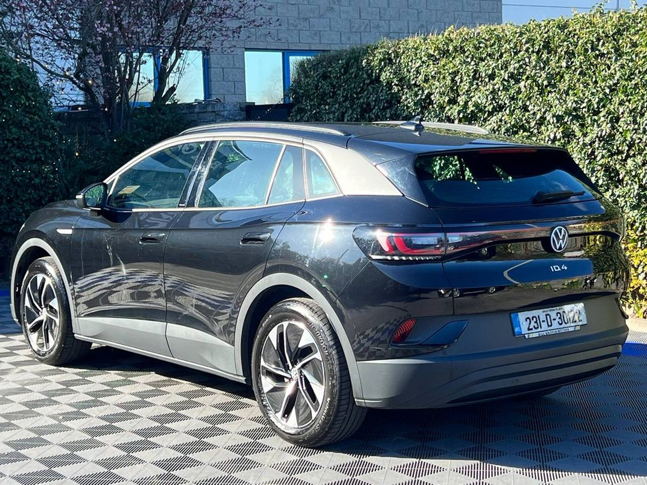 2023 Volkswagen ID.4 - image 5