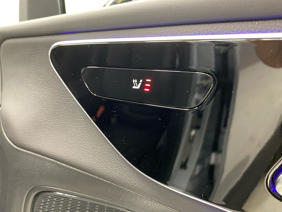 2025 Mercedes-Benz GLC Class - image 17