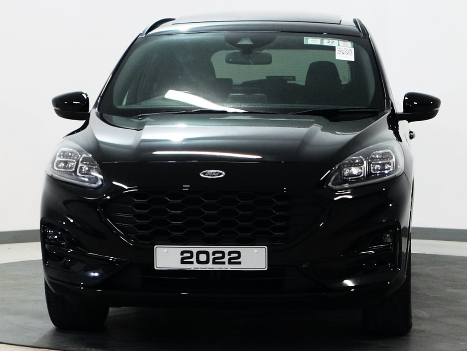 2022 Ford Kuga - image 9