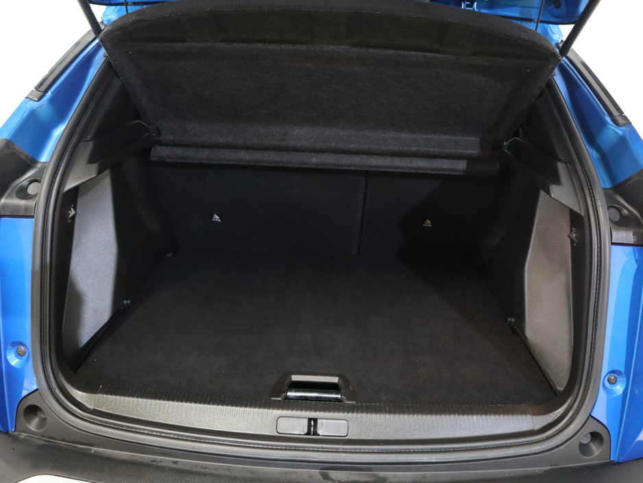 2023 Peugeot 2008 - image 26