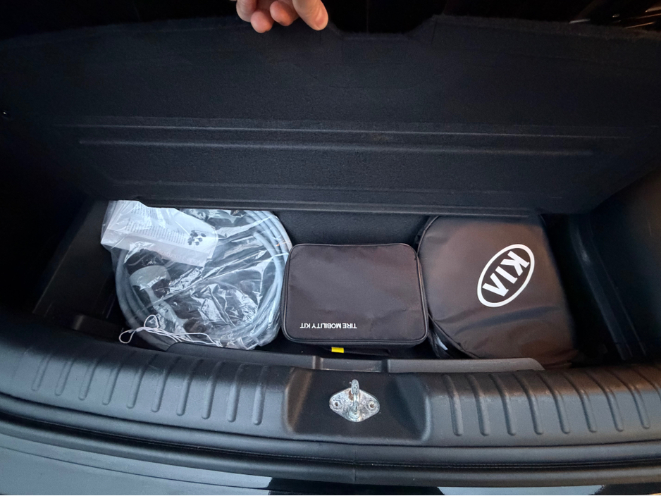 2024 Kia Niro - image 19