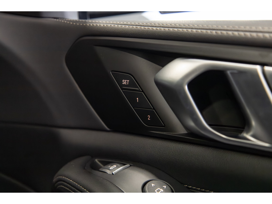 2025 BMW X5 - image 14