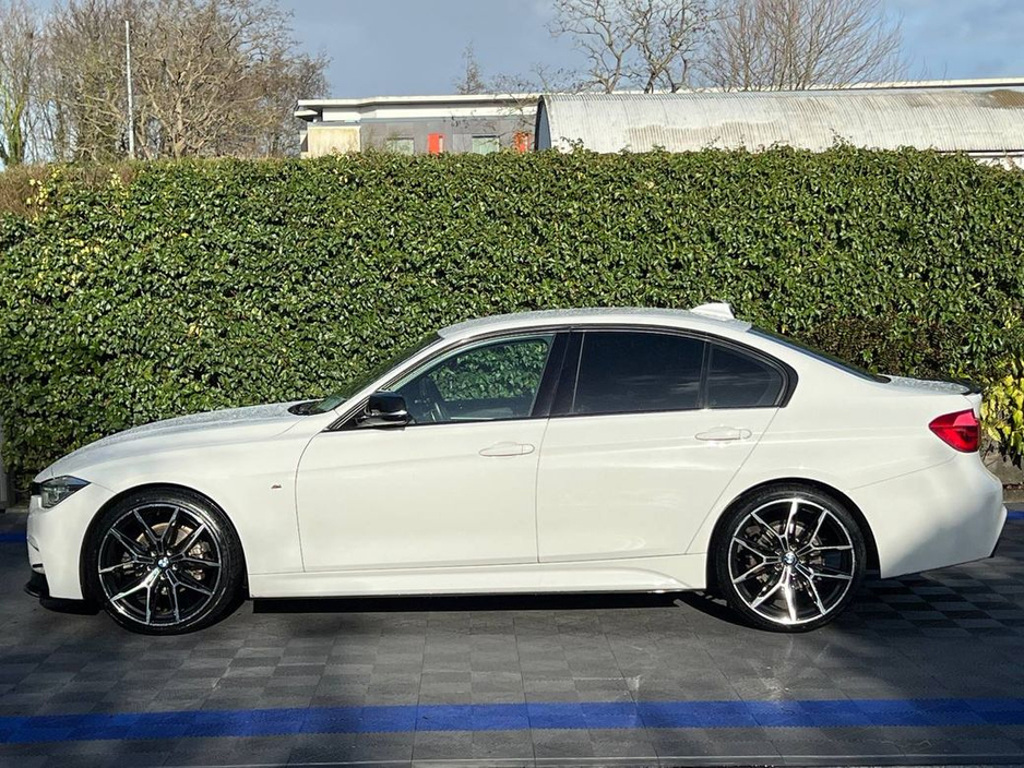 2017 BMW 3 Series 320d M-SPORT COMPETITION // FULL SERVICE HISTORY // NEW 20" M3 ALLOYS // LEATHER HEATED M-SPORT SEATS // REVERSE CAMERA €23,900