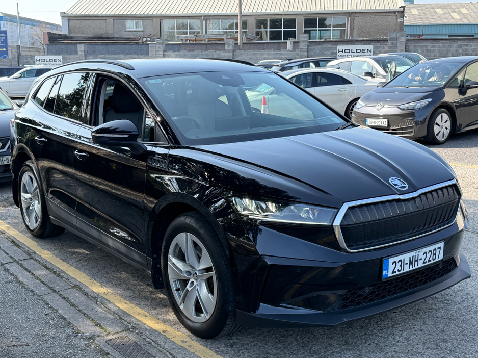 2023 Skoda Enyaq - image 5