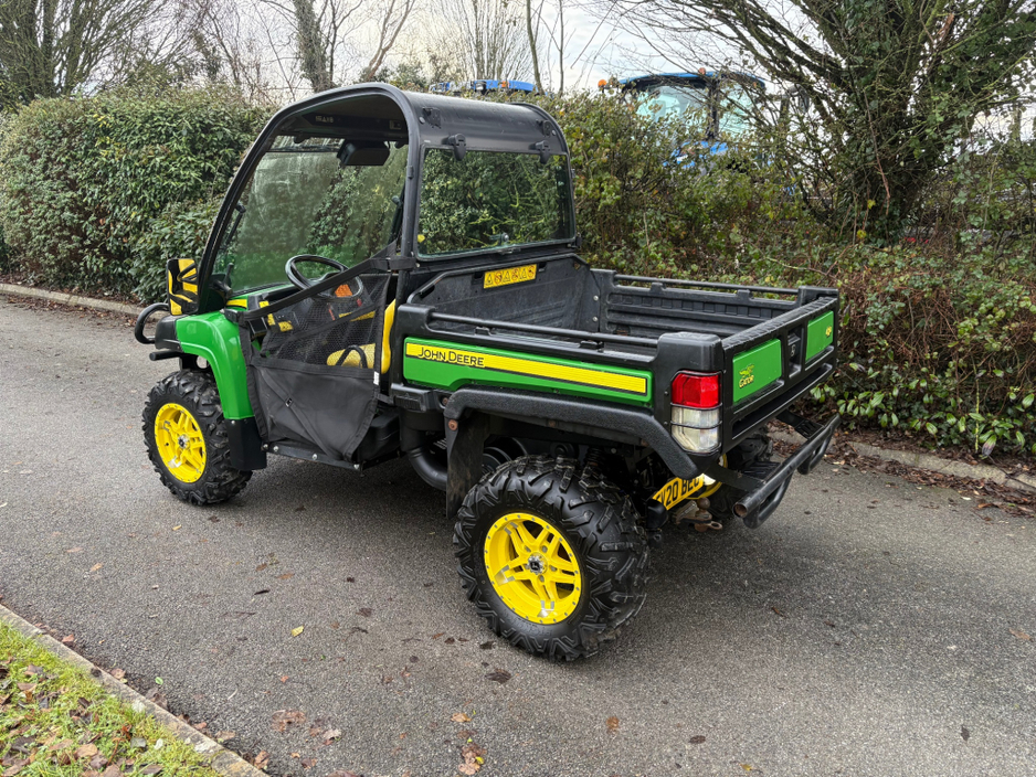 2020 John Deere XUV 2020 John Deere 855m Gator €16,000