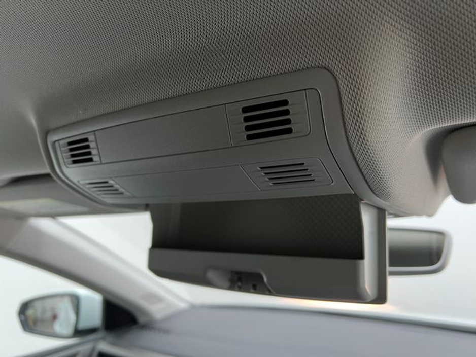 2018 Volkswagen Polo - image 30