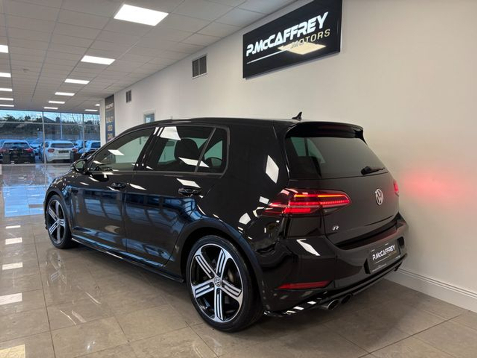 2017 Volkswagen Golf R 2.0 TSI 5DR 310HP 4M R DSG €28,495