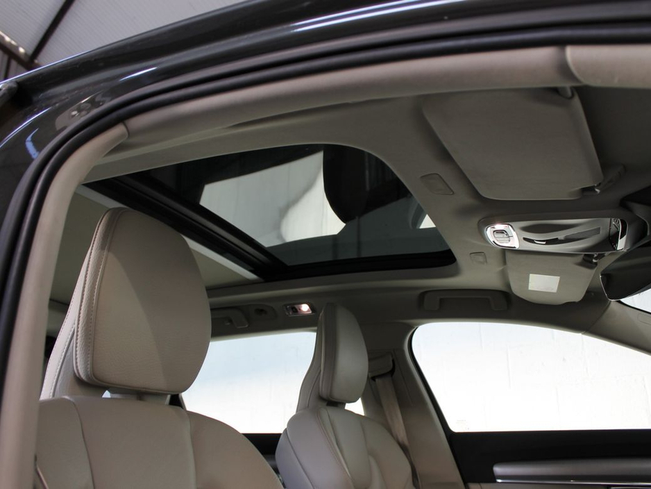 2019 Volvo V90 D4 MOM 5DR Auto €29,499