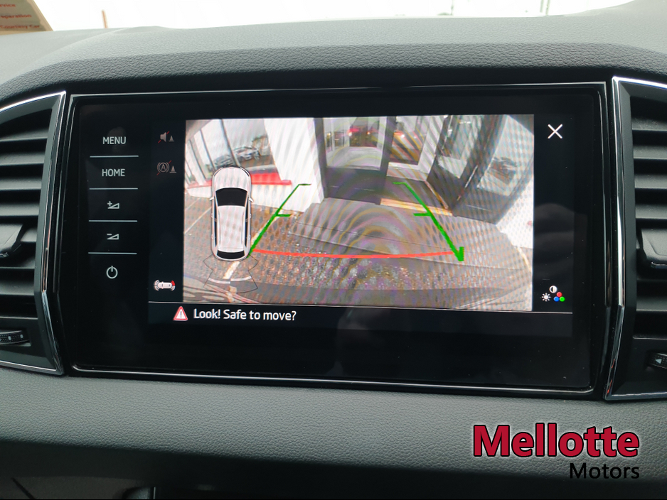 2018 Skoda Karoq - image 13