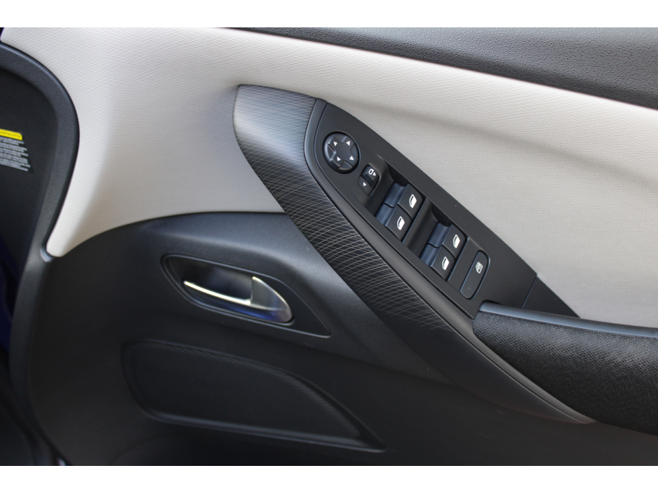 2018 Citroen C4 Picasso - image 10