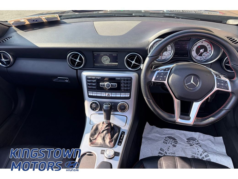2015 Mercedes-Benz SLK Class - image 5