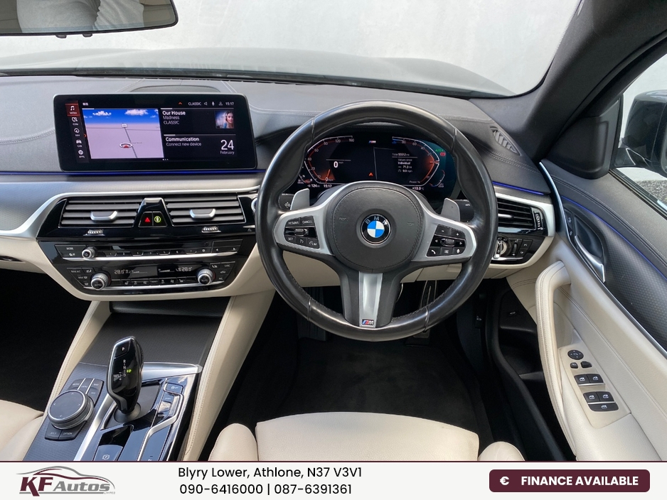 2020 BMW 5 Series - image 15