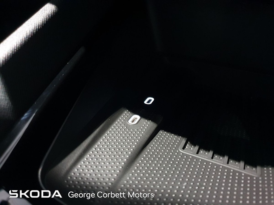 2026 Skoda Octavia - image 24