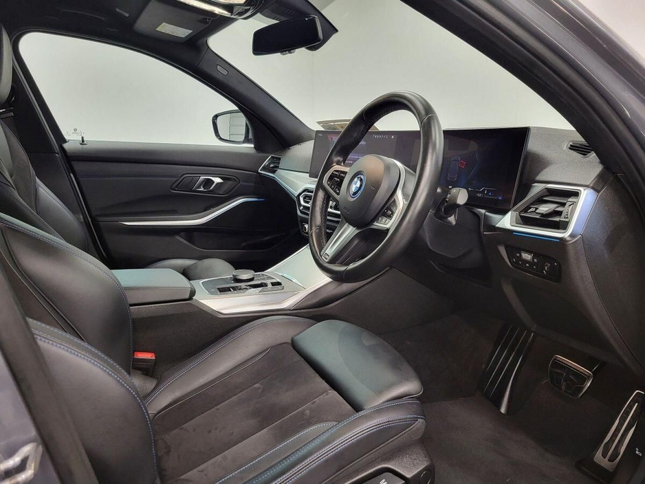 2024 BMW 3 Series 330e M Sport Saloon €47,975