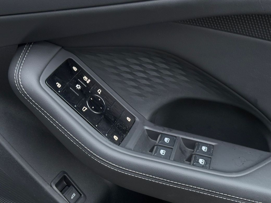 2025 Audi A5 40 TDI 204HP SE S-T €51,888