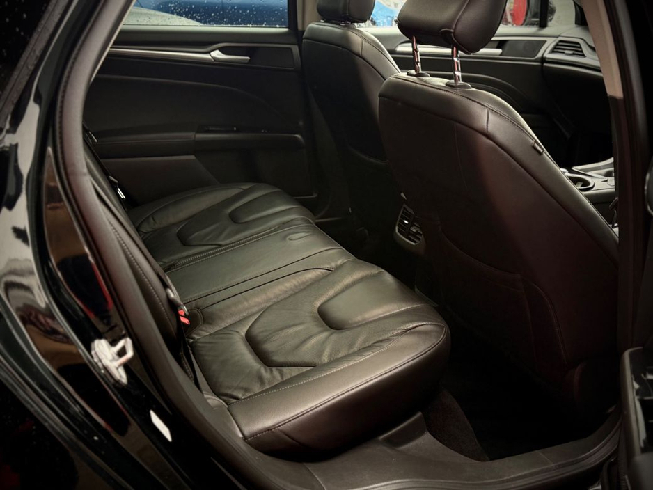 2016 Ford Mondeo - image 10