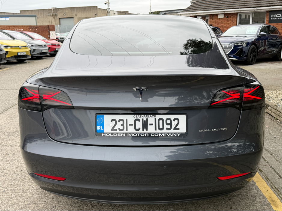 2023 Tesla Model 3 - image 10