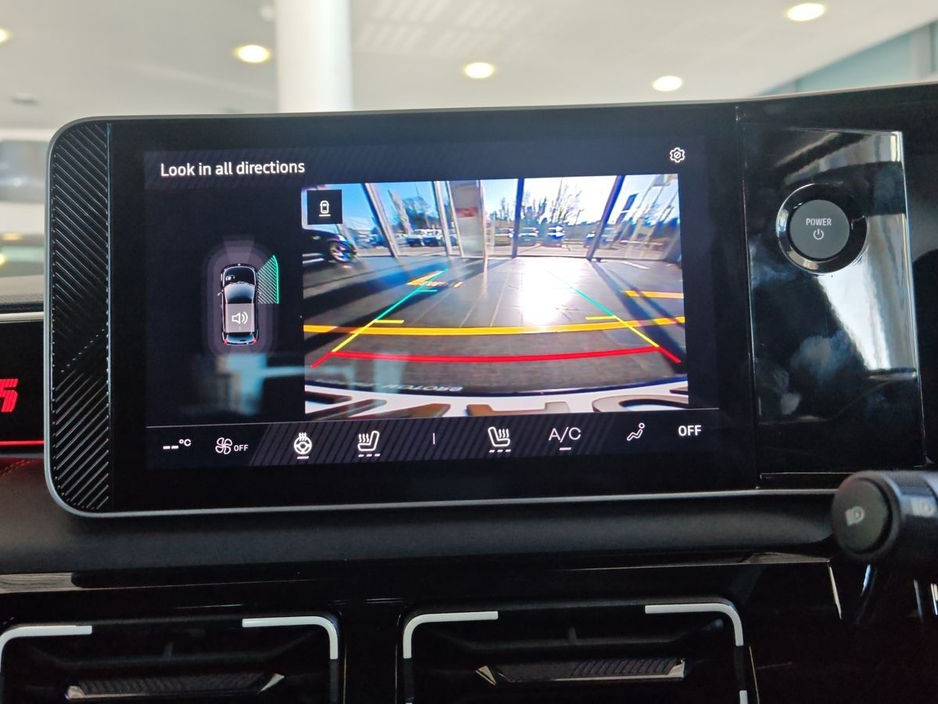 2026 Renault 5 - image 14