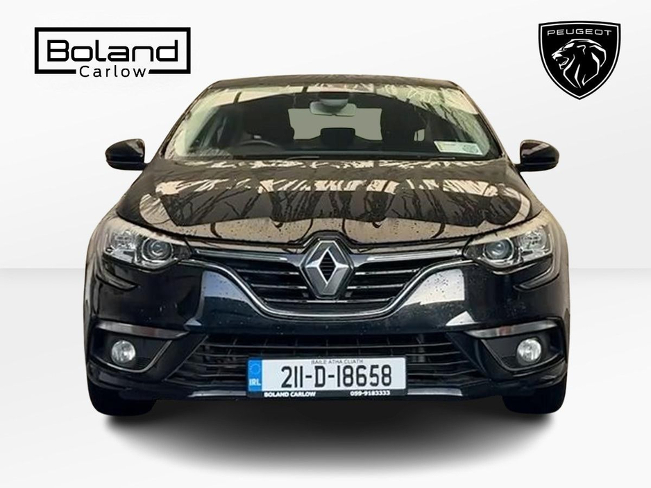 2021 Renault Megane - image 7