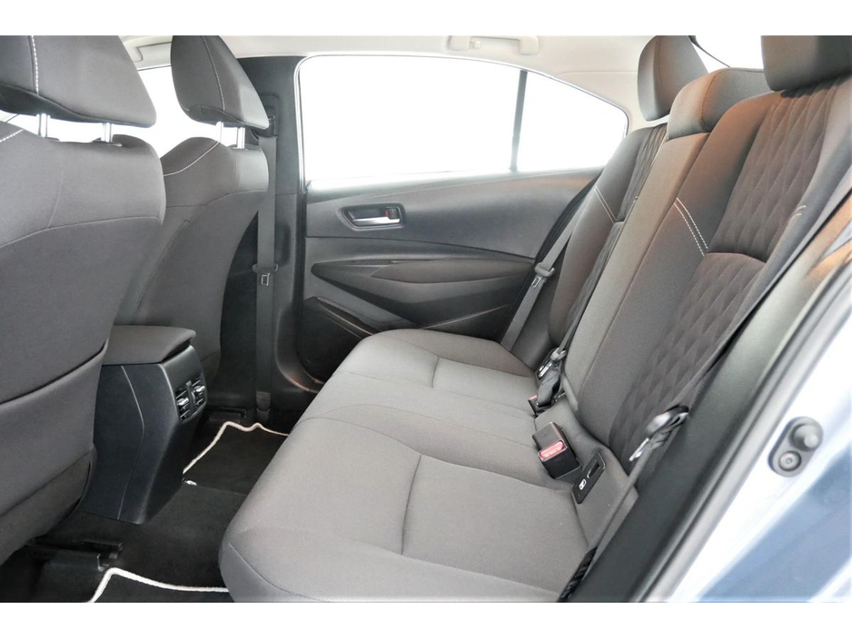 2020 Toyota Corolla - image 24