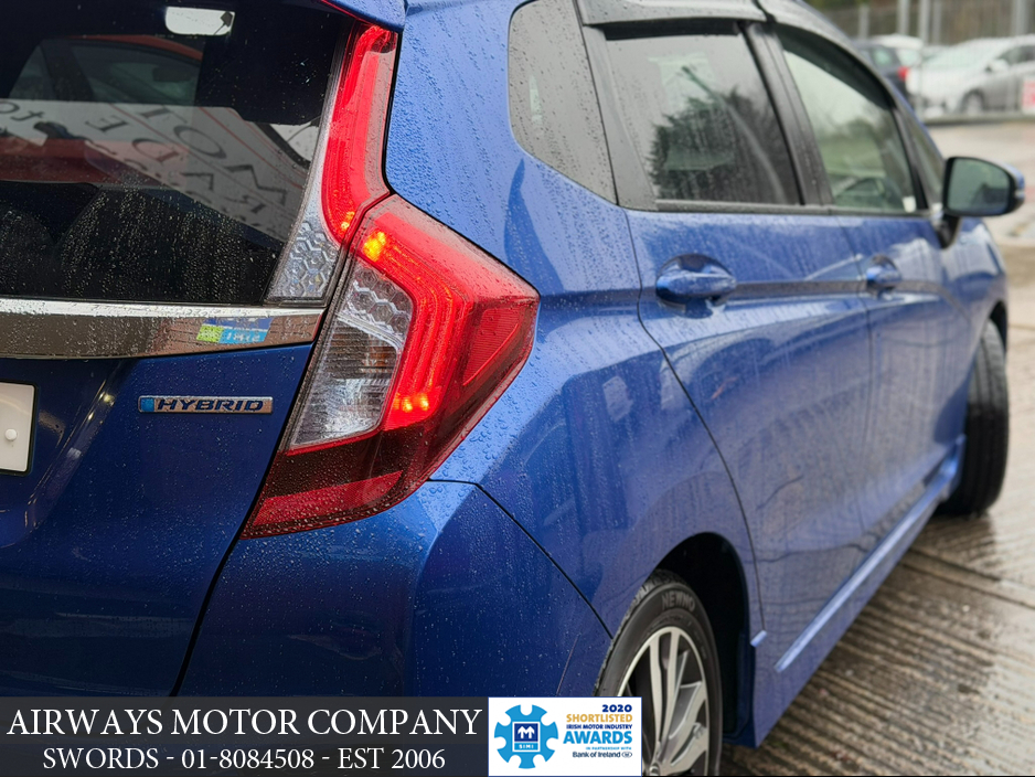 2017 Honda Fit 1.5 HYBRID RS AUTO €11,950