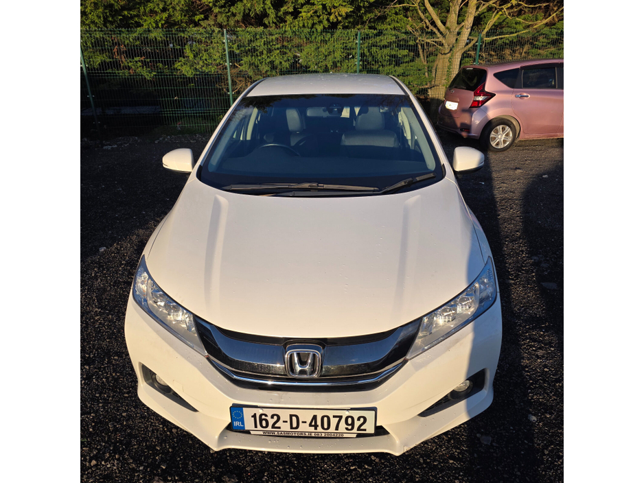 2016 Honda Grace  €12,950