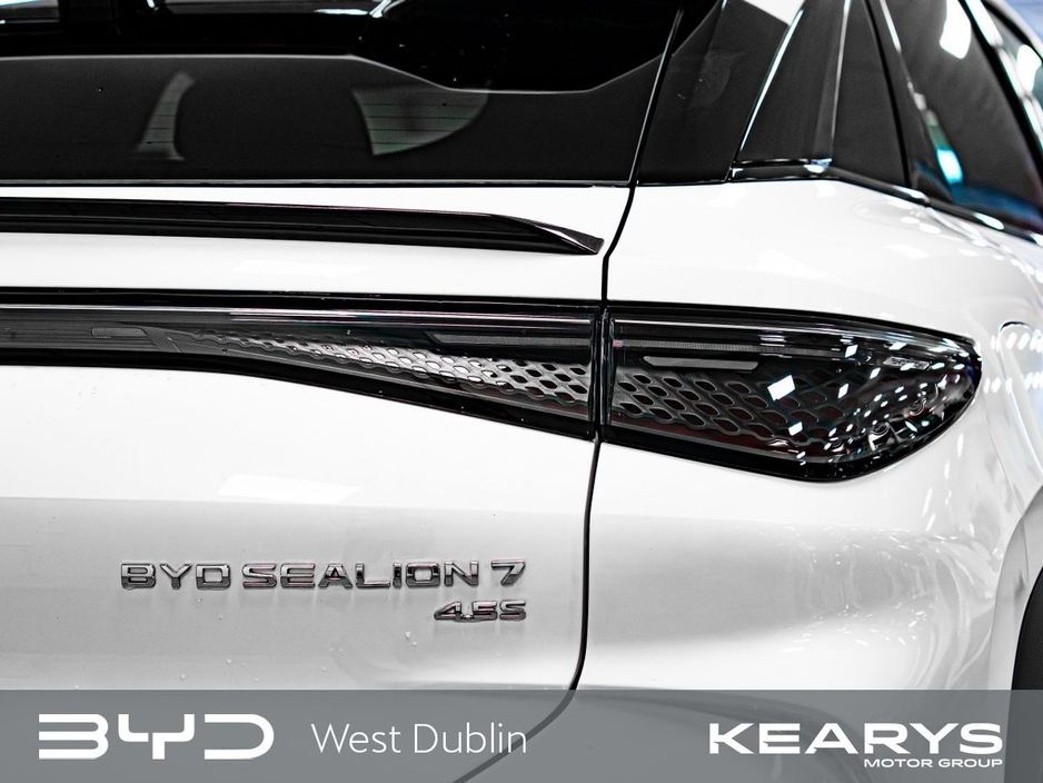 2026 BYD Sealion 7 - image 10