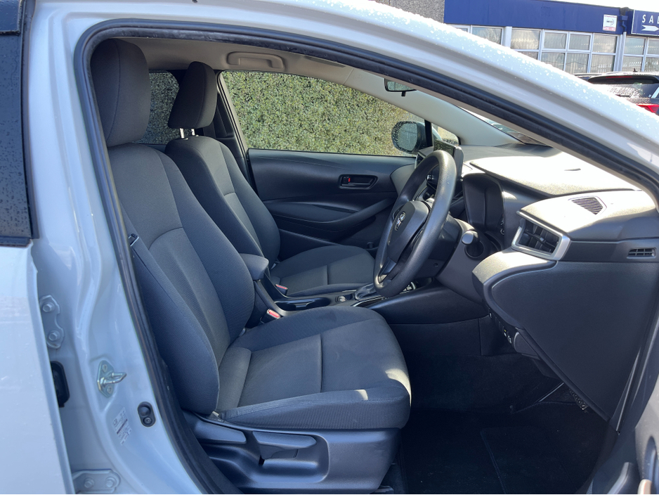 2022 Toyota Corolla - image 10