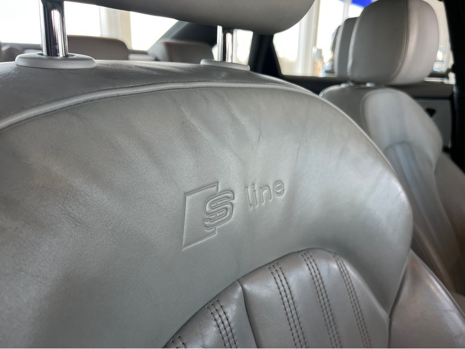 2016 Audi A6 - image 12