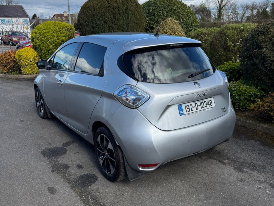 2019 Renault Zoe - image 3