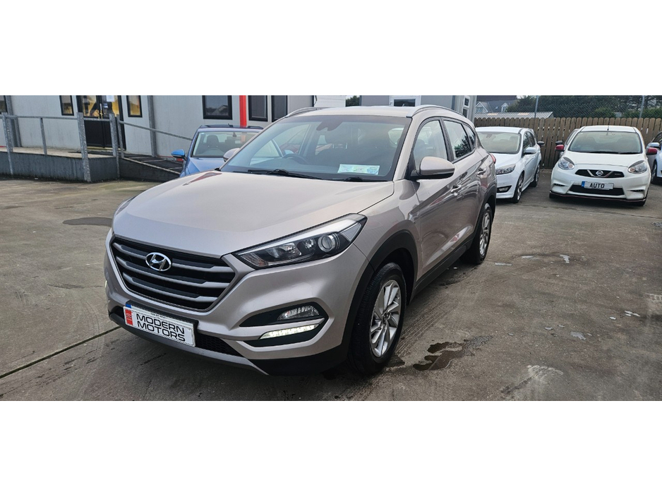 2015 Hyundai Tucson - image 17