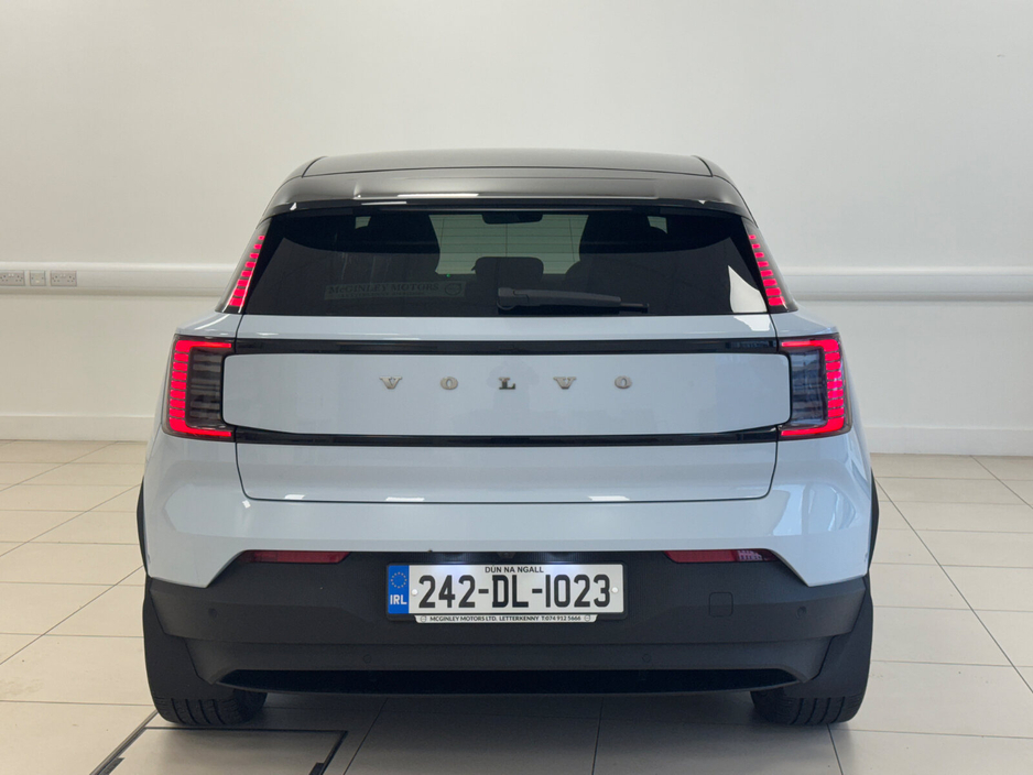 2024 Volvo EX30 Twin Motor BEV 428hp Ultra €37,950
