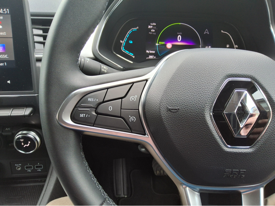 2023 Renault Captur - image 15