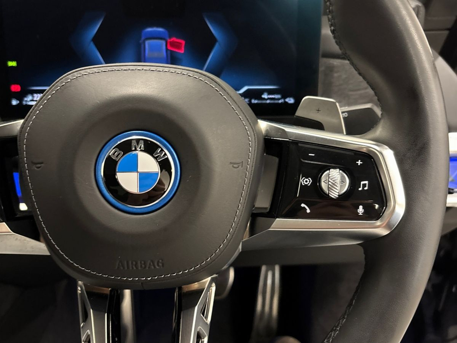 2024 BMW 7 Series - image 18