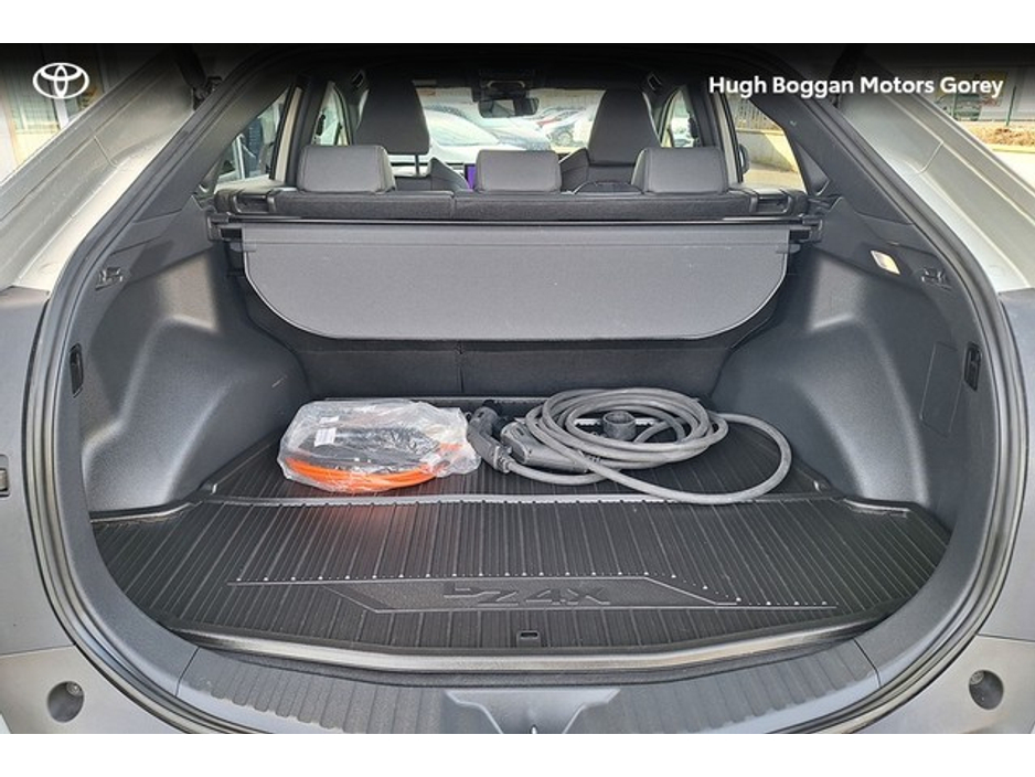 2023 Toyota bZ4X - image 12