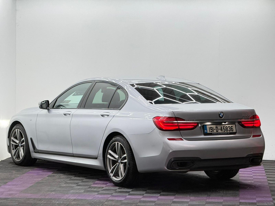 2019 BMW 7 Series - image 4