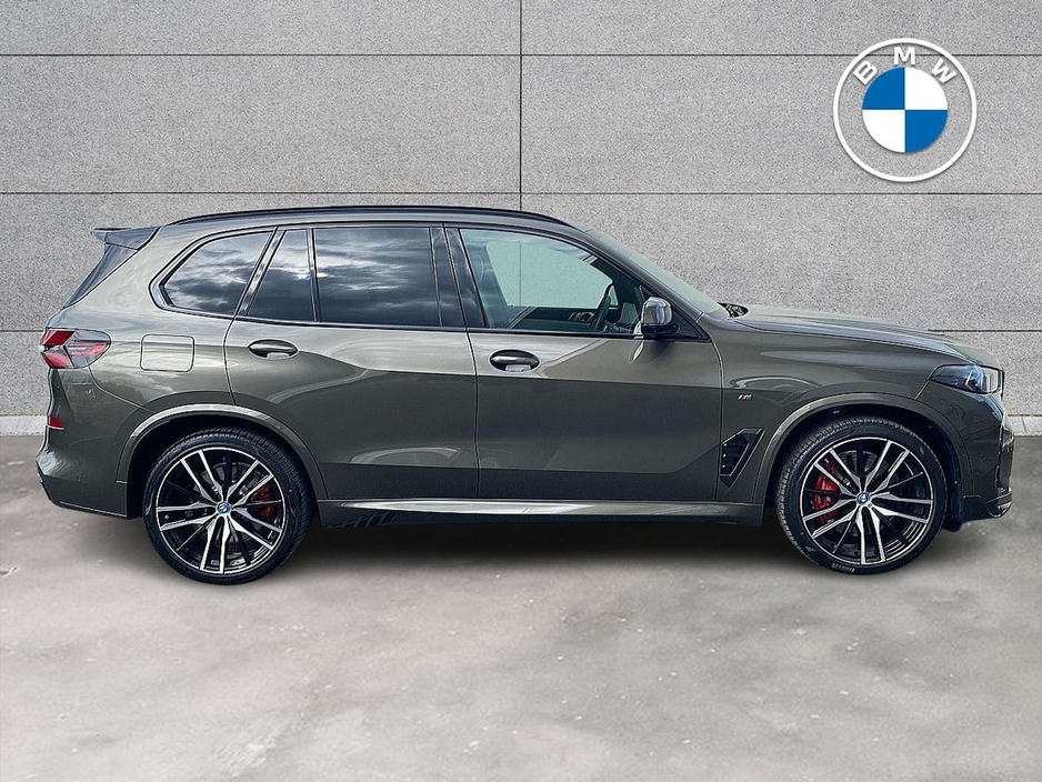 2025 BMW X5 xDrive50e M Sport €104,950