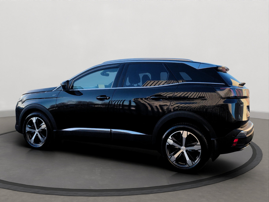2024 Peugeot 3008 - image 2
