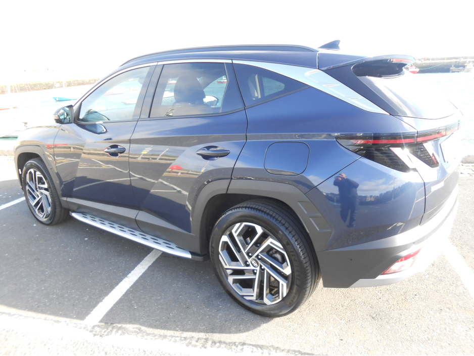 2025 Hyundai Tucson - image 9